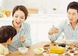 娱乐吃瓜酱不让父母喝水,揭秘不让父母喝水的惊人真相