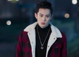 吃瓜娱乐圈王鹤棣微博,揭秘明星幕后故事